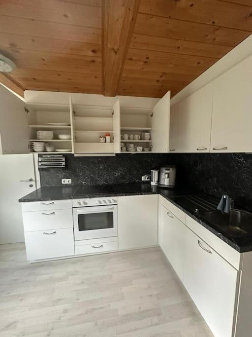 2-Zimmerwohnung Bregenzi járás Kültér fotó